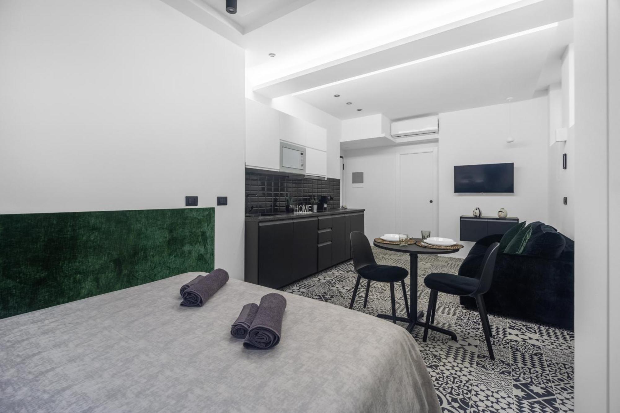 Pag60 -Crescenzago-Luxury Green House Мілан Екстер'єр фото